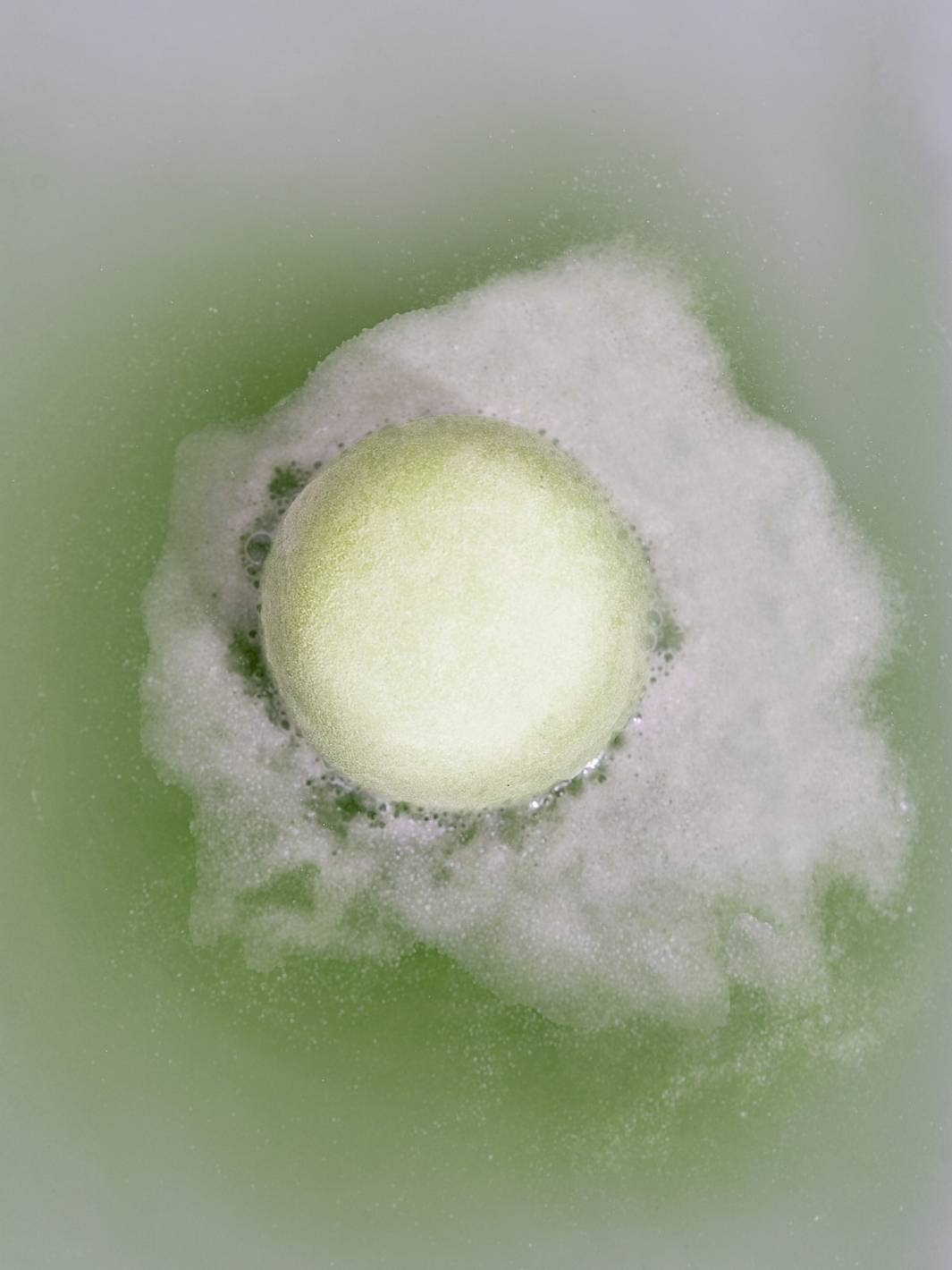 Calm Lavender & Spearmint Avocado Oil Natural Bath Bomb