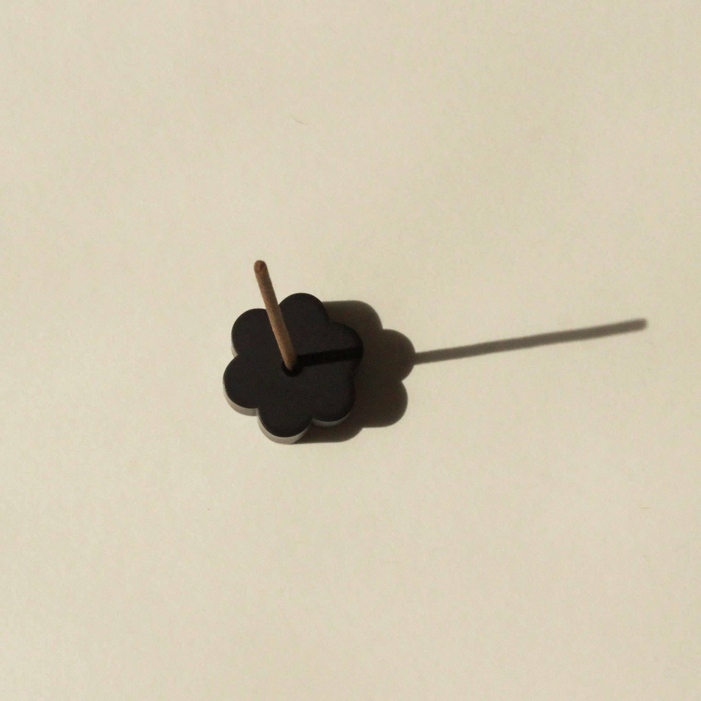 Cedar and Myrrh - Flower Black Brass Incense Holder