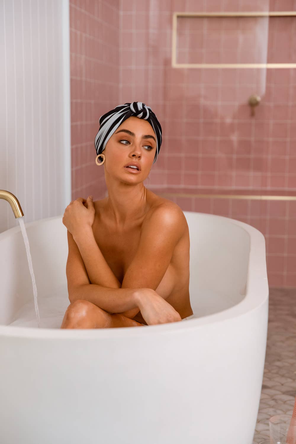 Dahlia Shower Cap in Monochrome Stripe