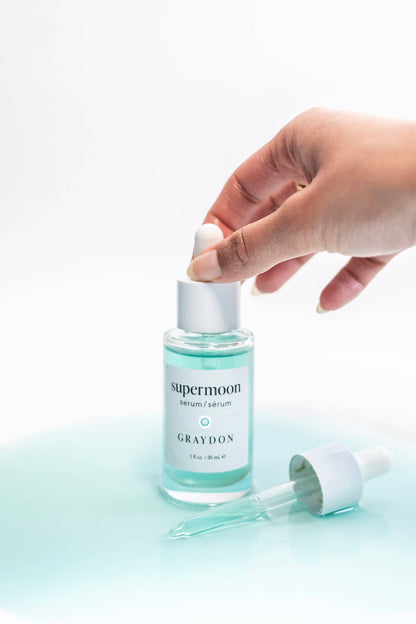 Supermoon Multifunctional Hydrating Water Serum