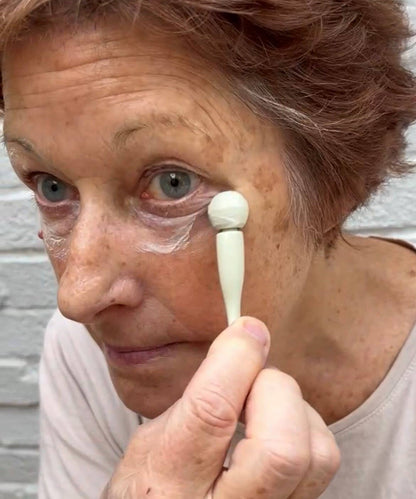 Plastic Free Eco Eye Roller for dark circles + puffy eyes